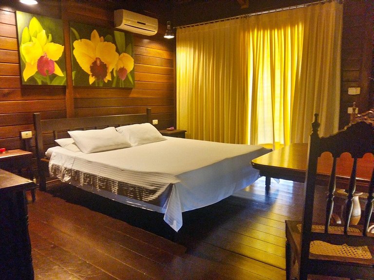 Master bedroom overlooking Praia do Madeiro - Pipa