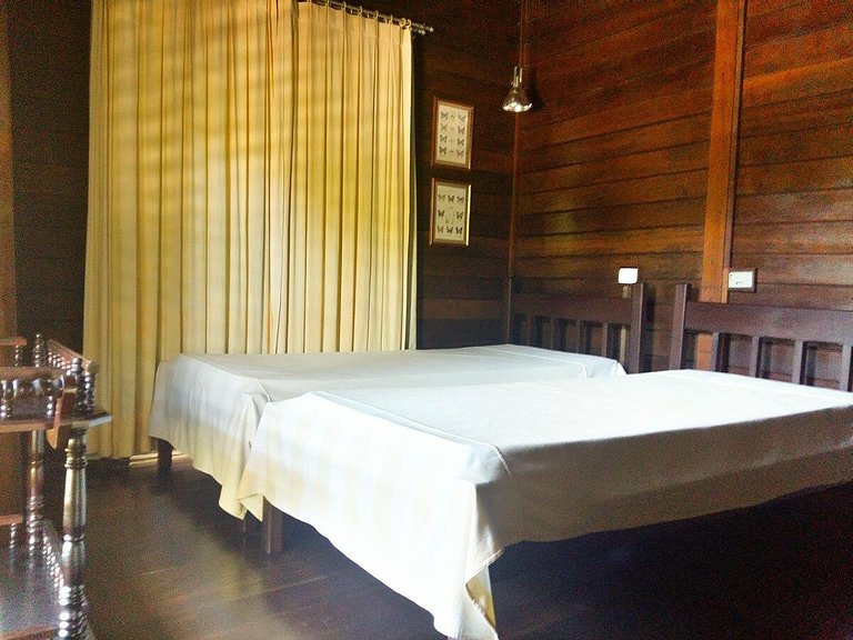 Master bedroom overlooking Praia do Madeiro - Pipa