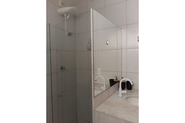 Apartamento com Vista Mar no Cond. Brisas do Amor