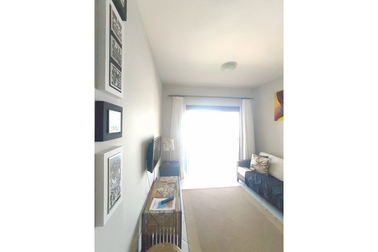 2 Bdr Confortable Apartment - Praia do Amor