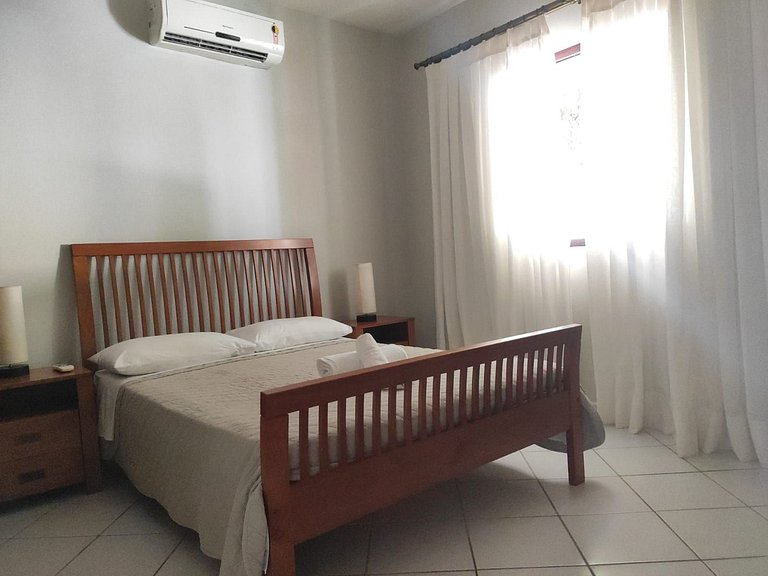 2 Bdr Confortable Apartment - Praia do Amor