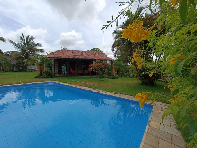 Casa con pileta privada en Madeiro