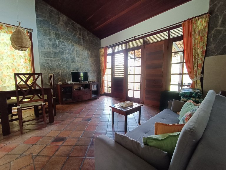 Casa con pileta privada en Madeiro