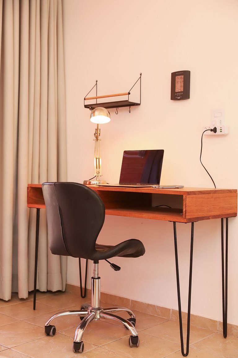 Estilo y Comodidad en Pipa: Casa Central con Vista al Mar y