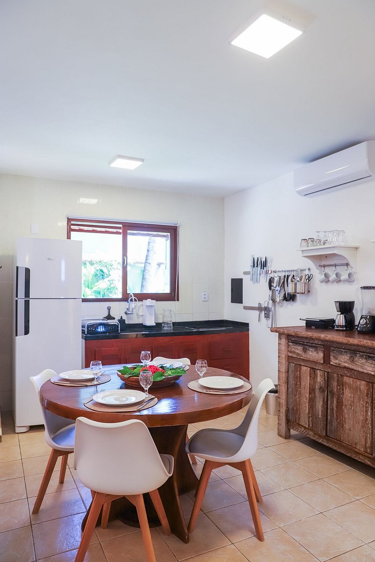 Conforto e Vista Mar em Pipa: Sobrado Central com 2 Suítes
