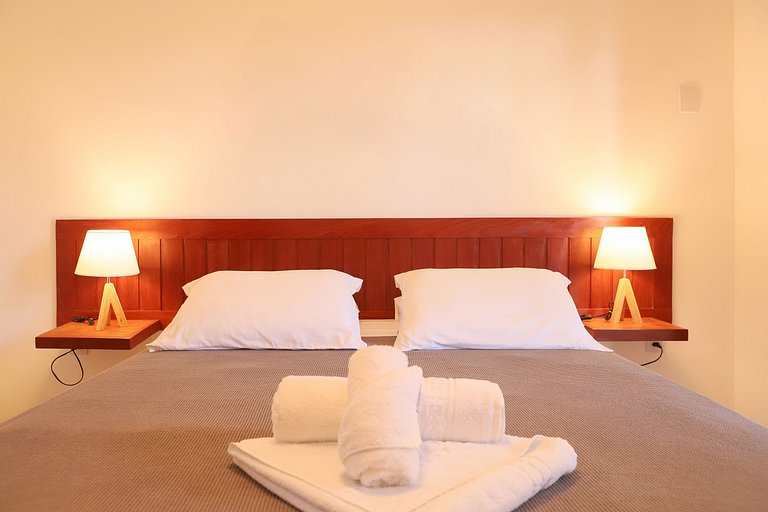 Estilo y Comodidad en Pipa: Casa Central con Vista al Mar y