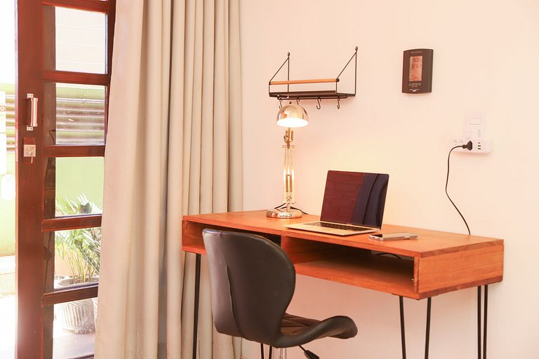 Stay in Style: Central Pipa Townhouse with Ocean View