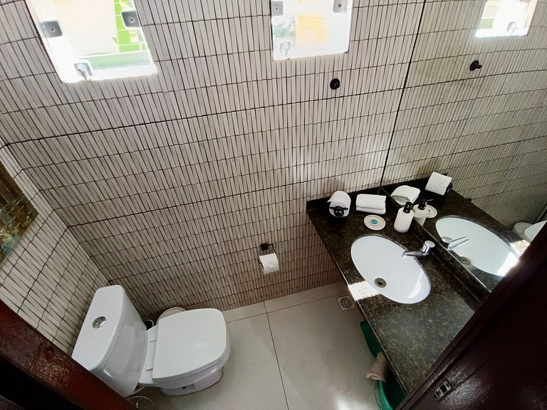 Colibri - Cozy Oceanview Stay in Central Pipa