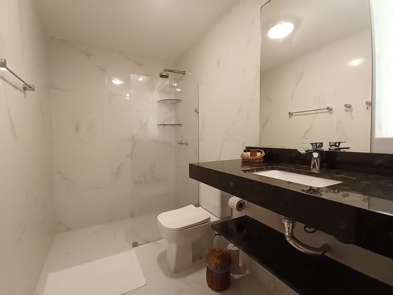 Casa Girassois / 3 Suites / Praia do Amor