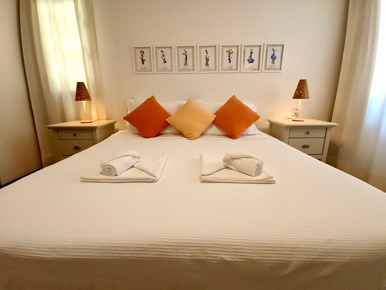 Casa Girassois / 3 Suites / Praia do Amor