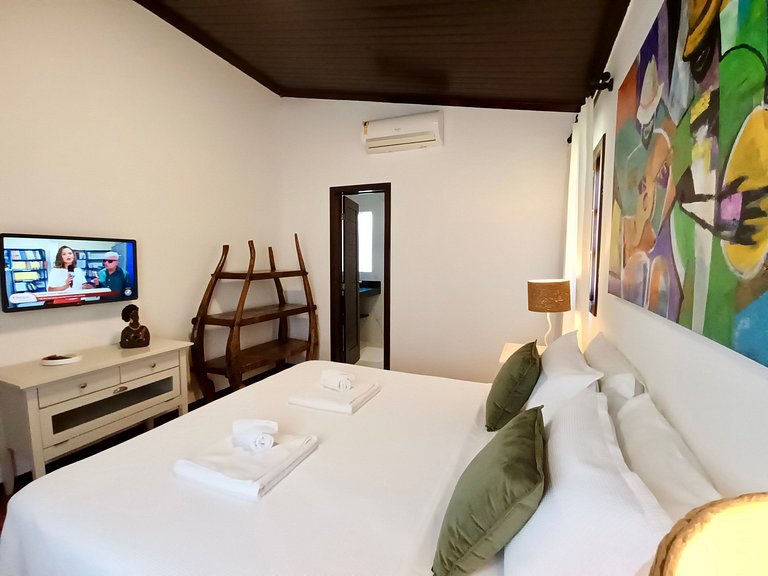 Casa Girassois / 3 Suites / Praia do Amor