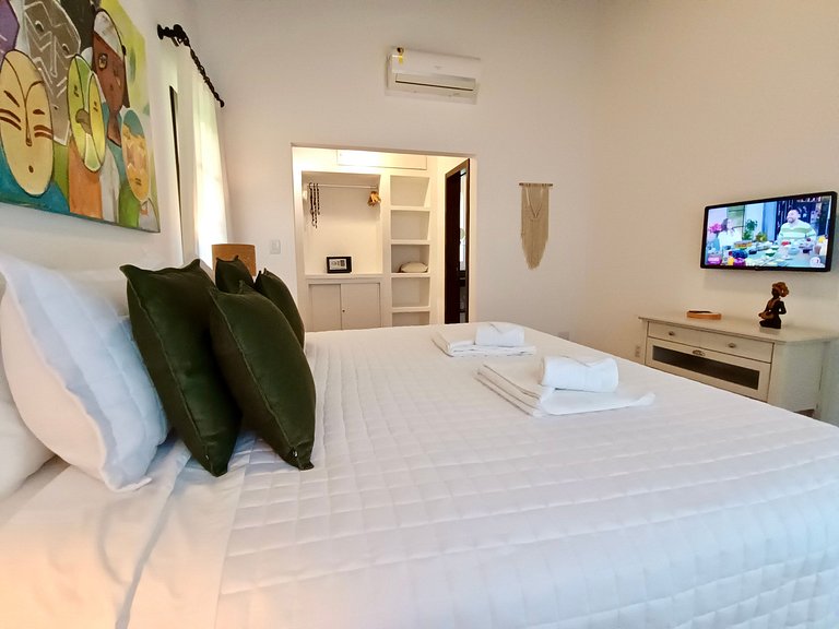 Casa Girassois / 3 Suites / Praia do Amor