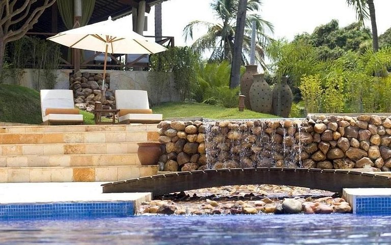 Casa Girassois / 3 Suites / Praia do Amor