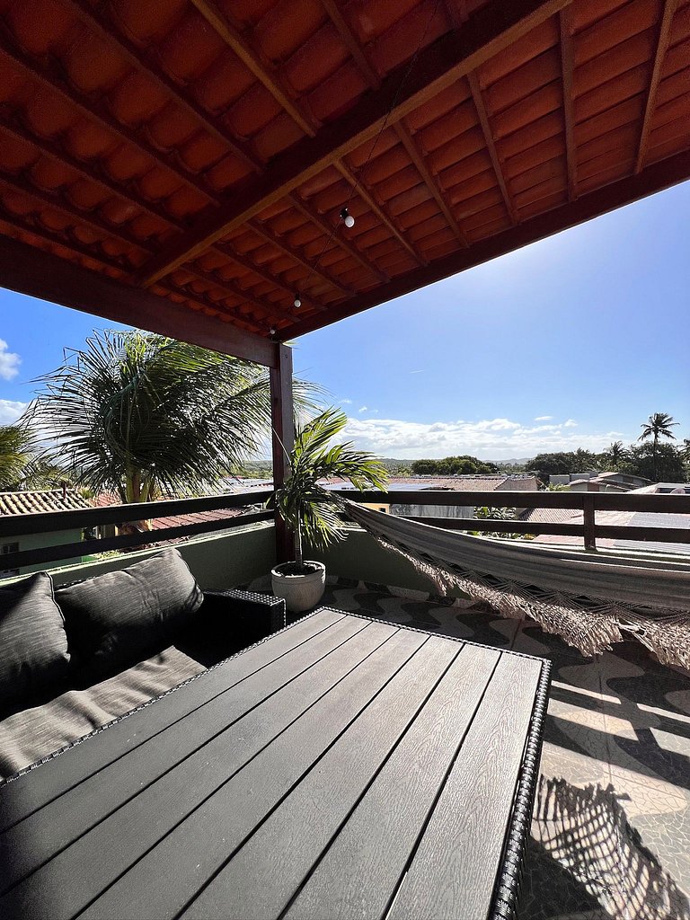 Estilo y Comodidad en Pipa: Casa Central con Vista al Mar y